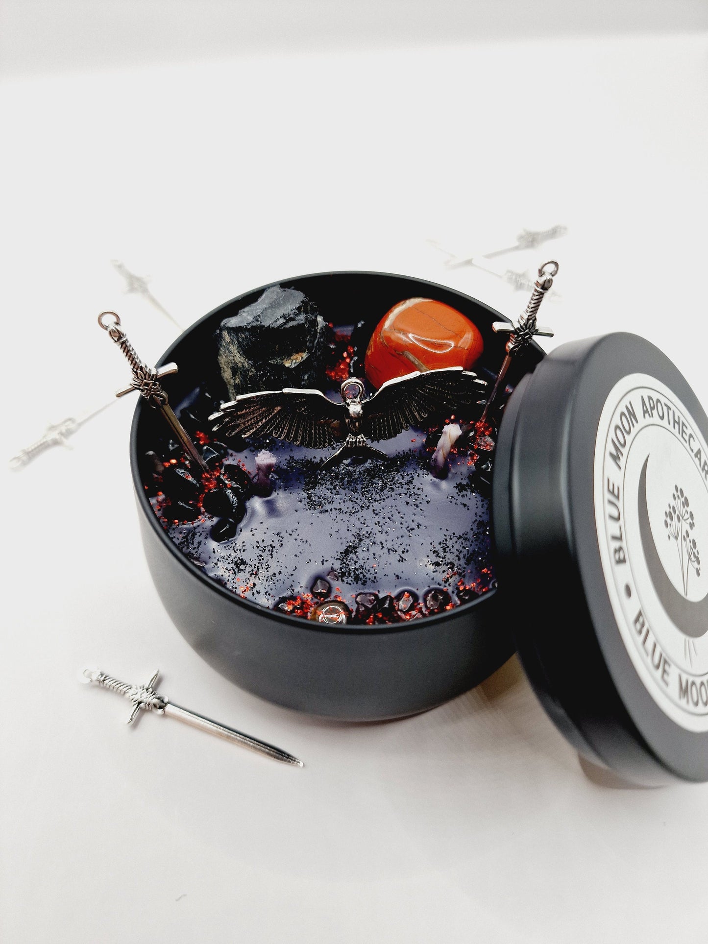 THE MORRIGAN Candle
