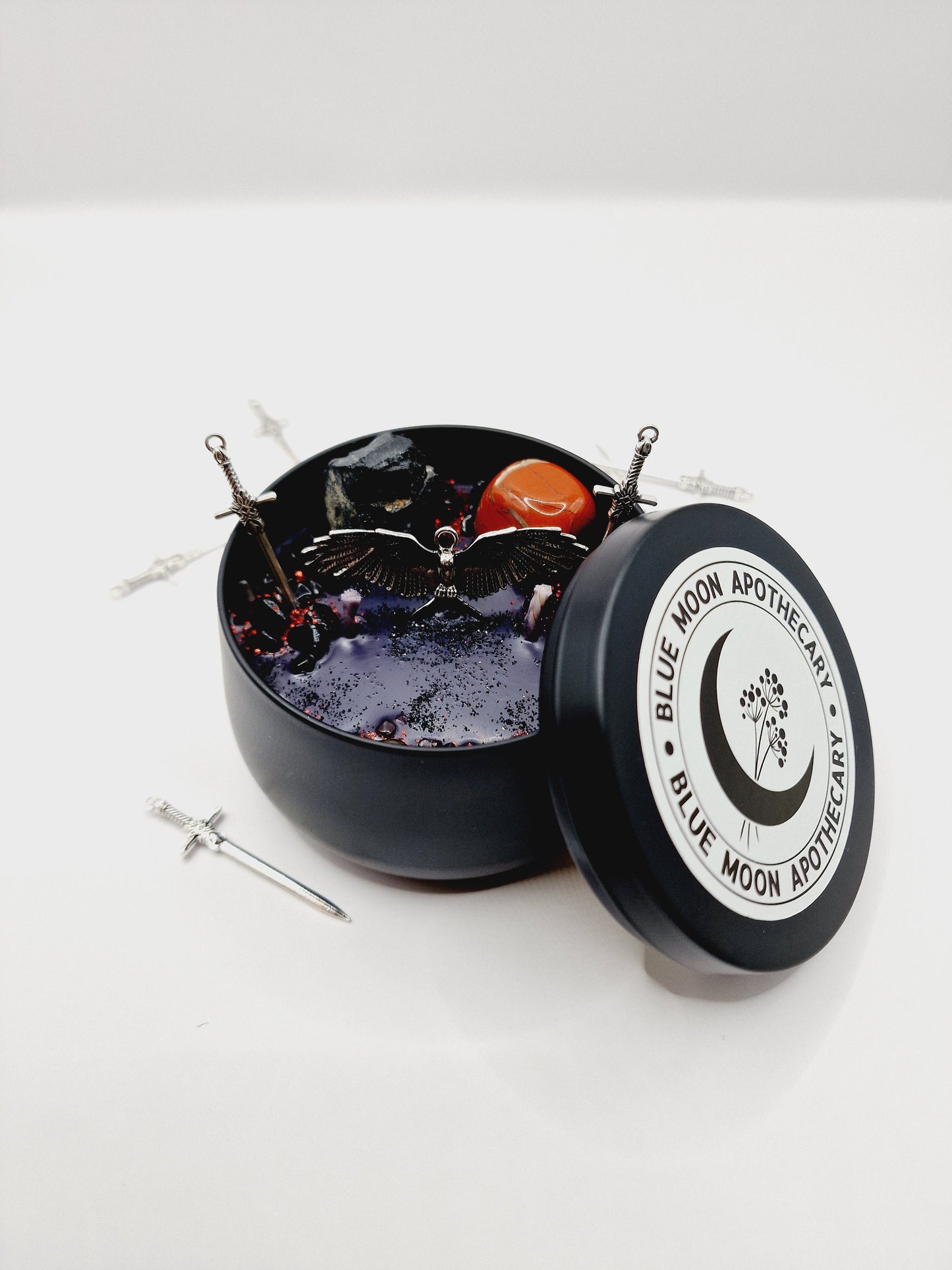 THE MORRIGAN Candle