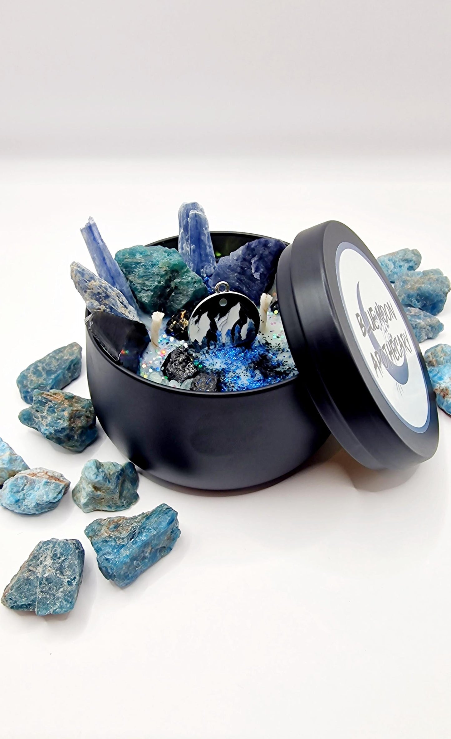 SKADI Candle